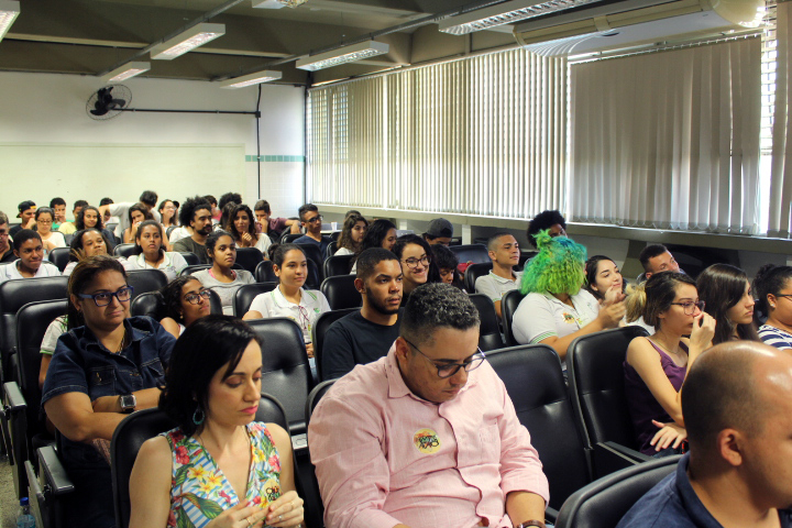 auditório cheio na Semana de Interatividade em Ação no campus São Gonçalo